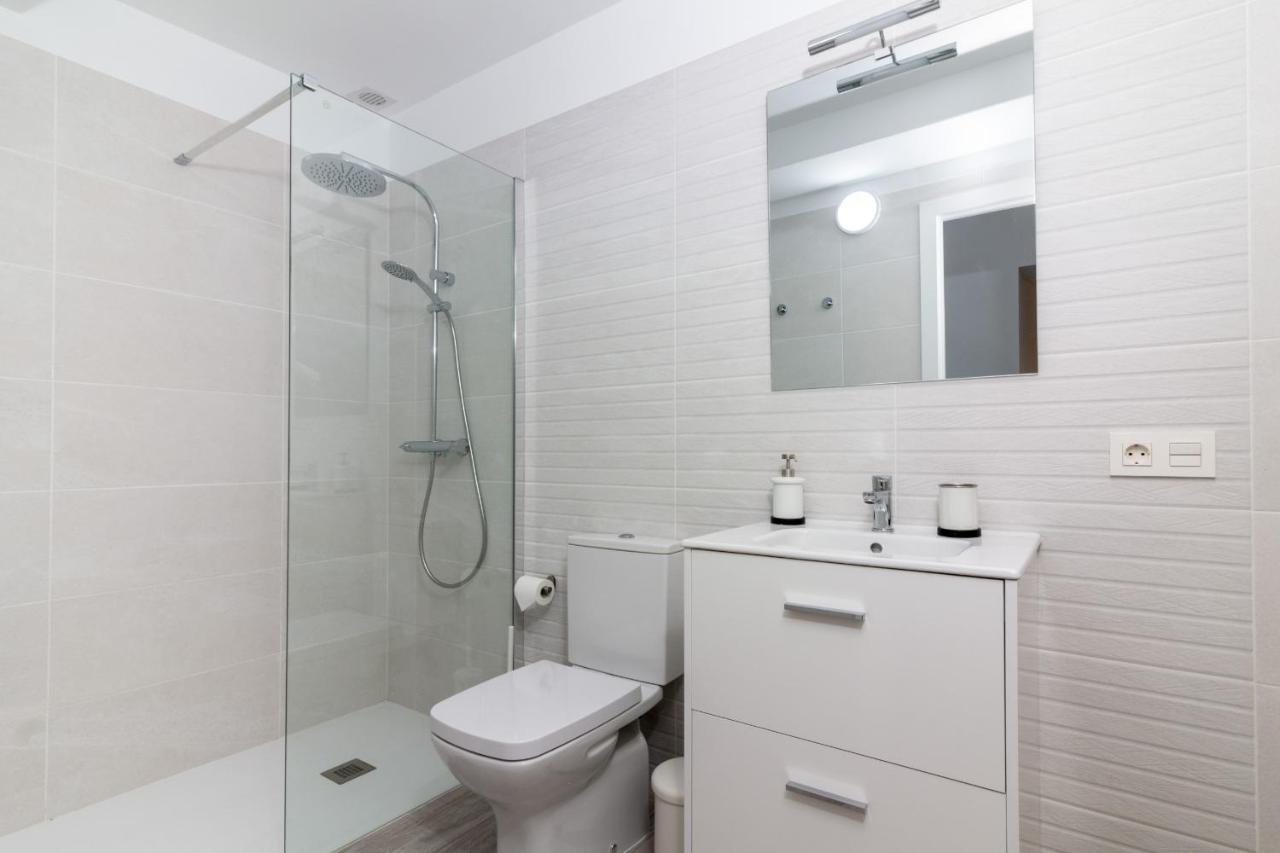 Homeforguest Moderno Apartamento En Santa Cruz Exteriör bild